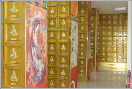 圖片:納骨灰櫃