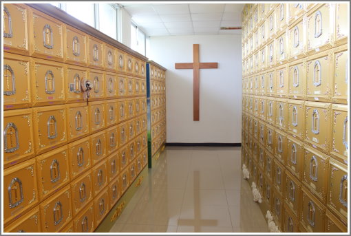 圖片:天主基督教納骨灰櫃